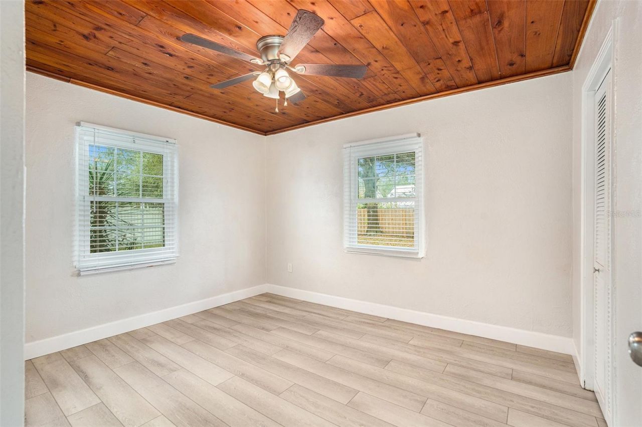 5305 Whiteway Drive, Temple Terrace, FL 33617 Photo