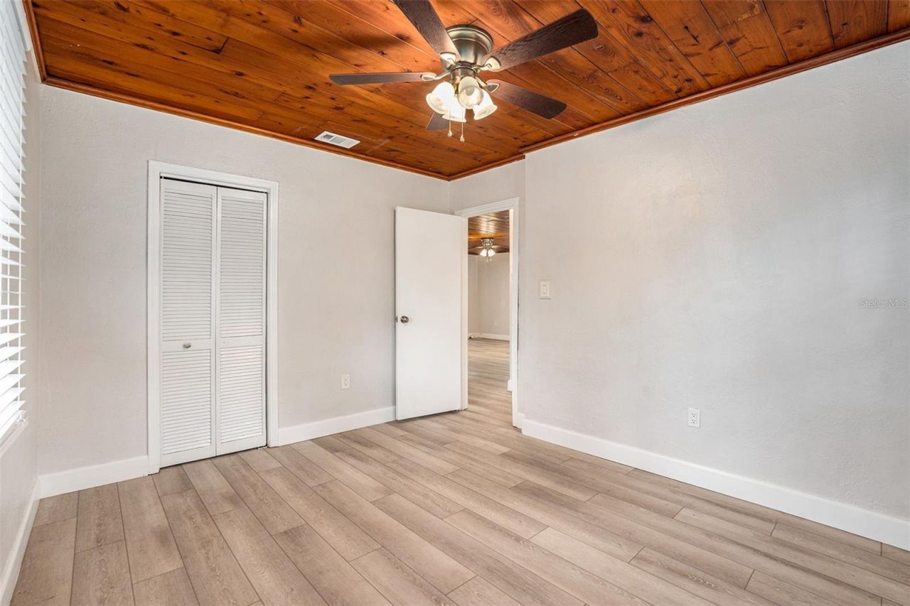 5305 Whiteway Drive, Temple Terrace, FL 33617 Photo