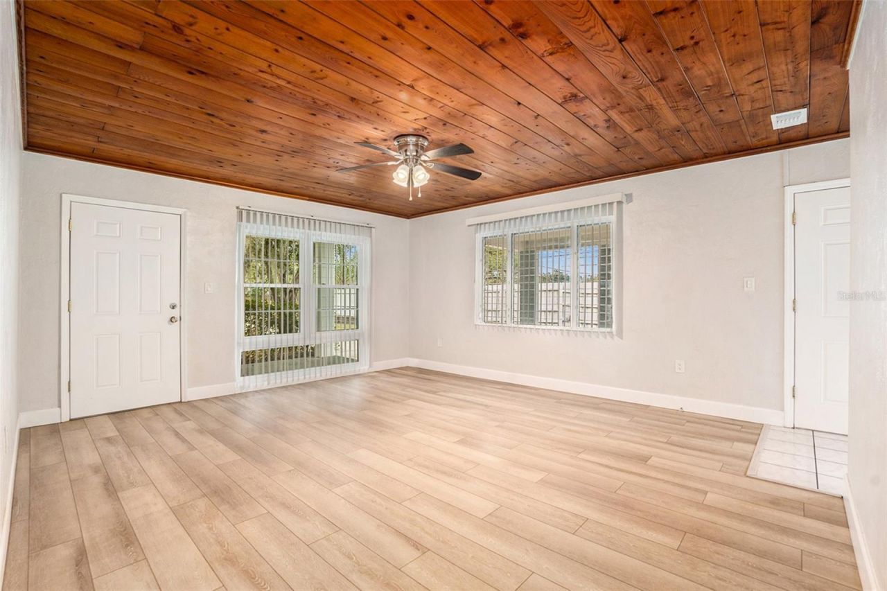 5305 Whiteway Drive, Temple Terrace, FL 33617 Photo