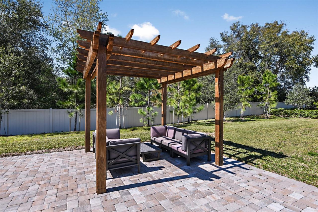 591 Darshire Avenue , Eustis, FL 32736 Photo