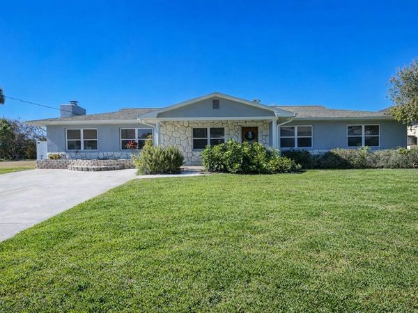 3956 N TIMUCUA POINT , CRYSTAL RIVER, FL 34428