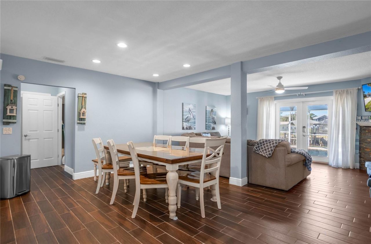 3956 N Timucua Point , Crystal River, FL 34428 Photo