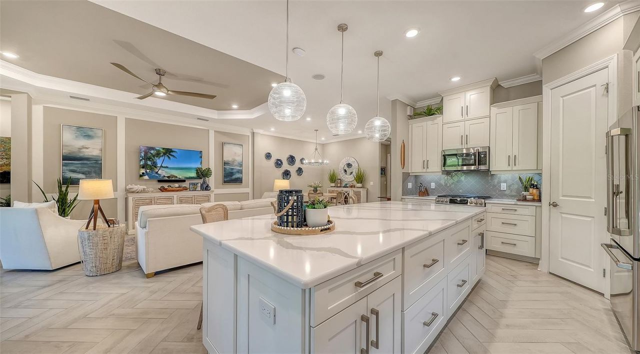 6032 Grandview Hill Court, Bradenton, FL 34203 Photo