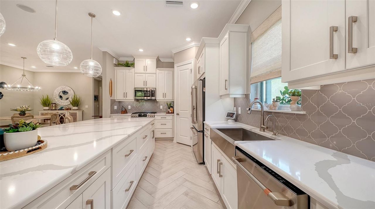 6032 Grandview Hill Court, Bradenton, FL 34203 Photo