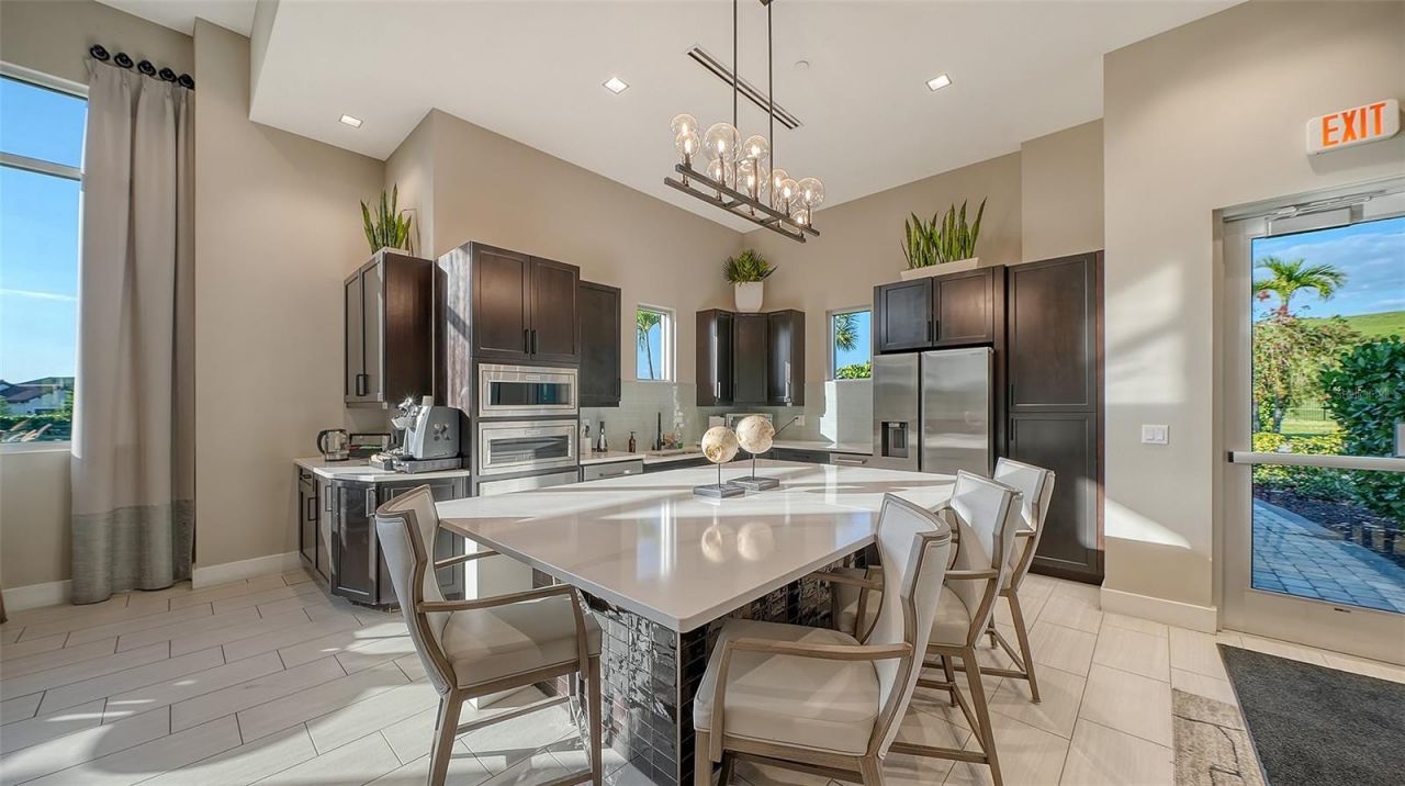 6032 Grandview Hill Court, Bradenton, FL 34203 Photo