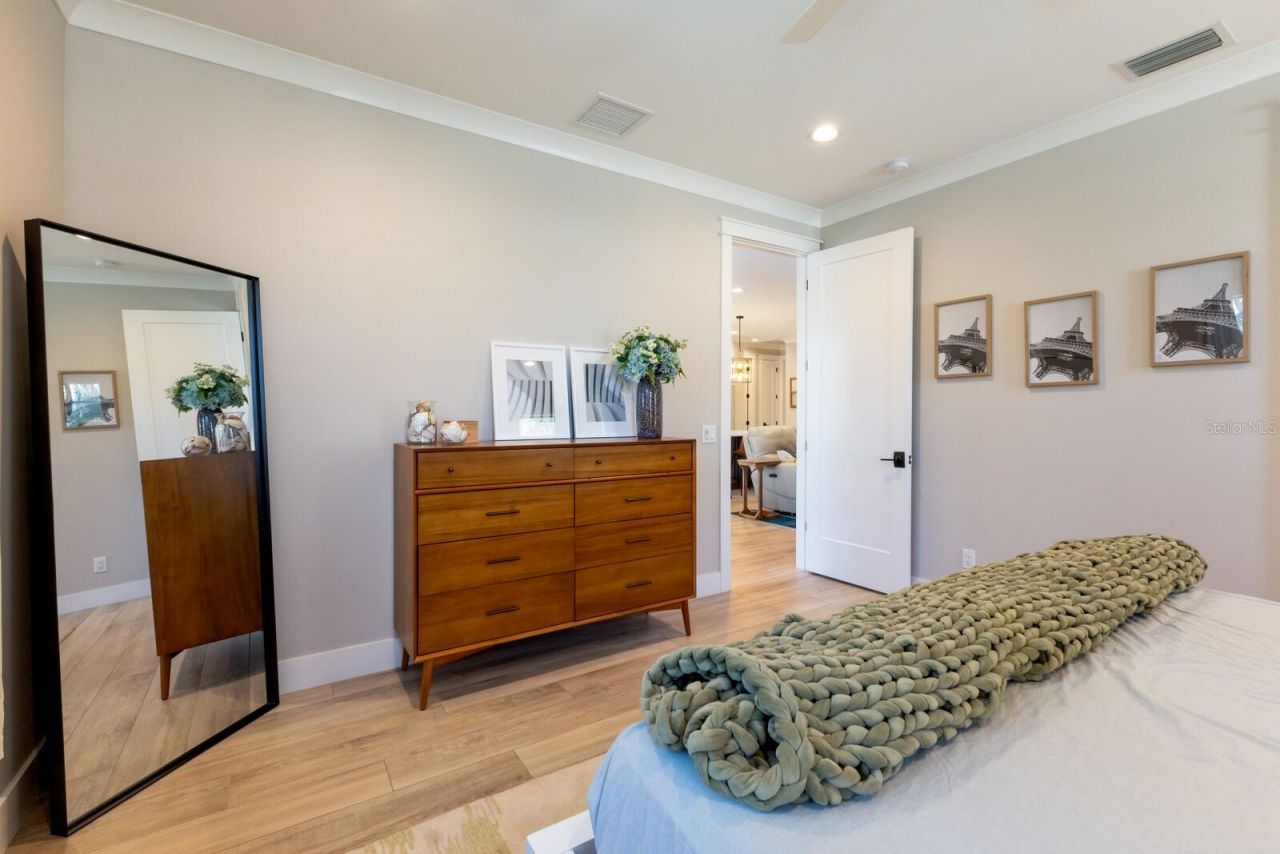 2823 Marshall Drive, Sarasota, FL 34239 Photo