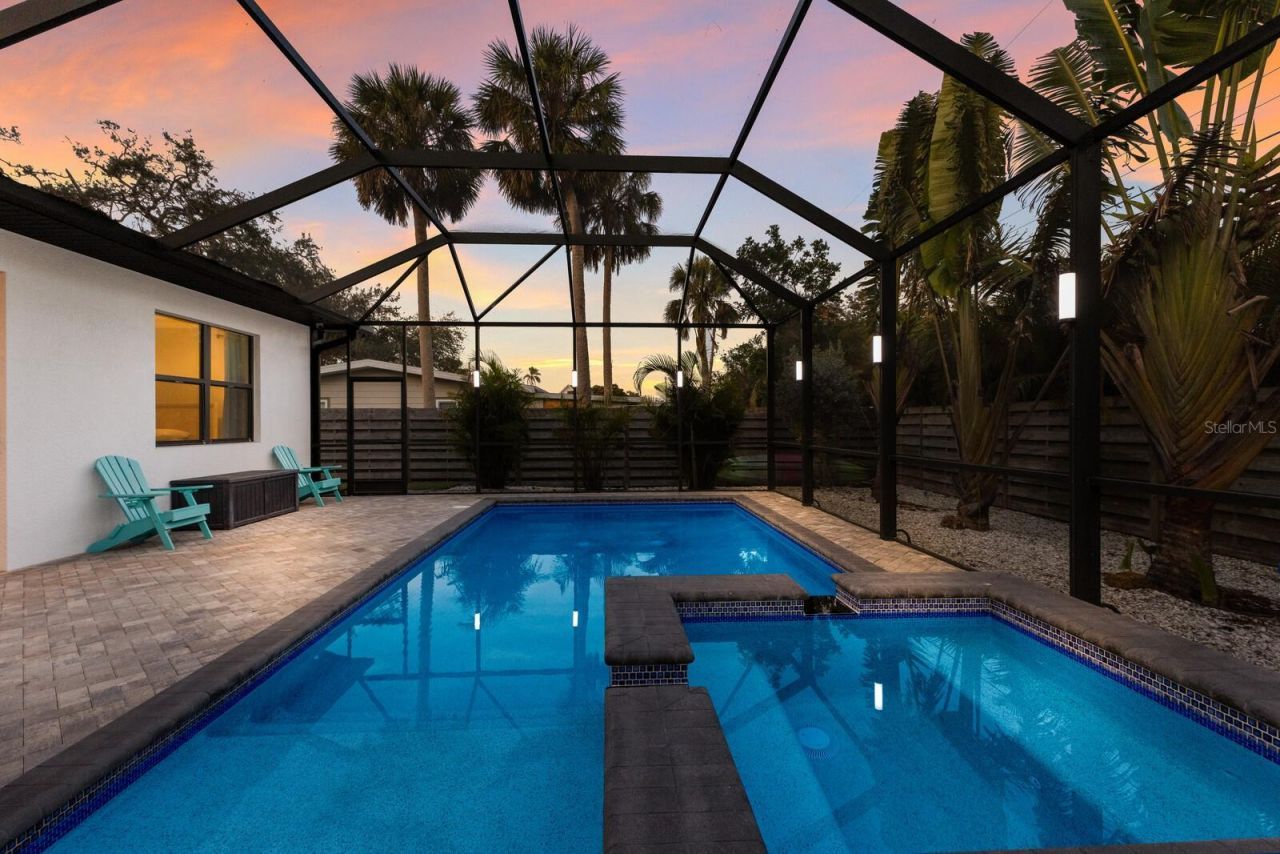 2823 Marshall Drive, Sarasota, FL 34239 Photo