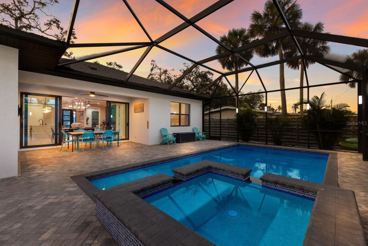 2823 Marshall Drive, Sarasota, FL 34239 Photo