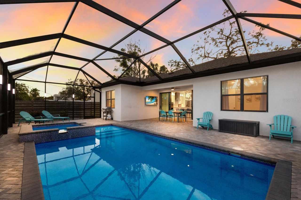 2823 Marshall Drive, Sarasota, FL 34239 Photo