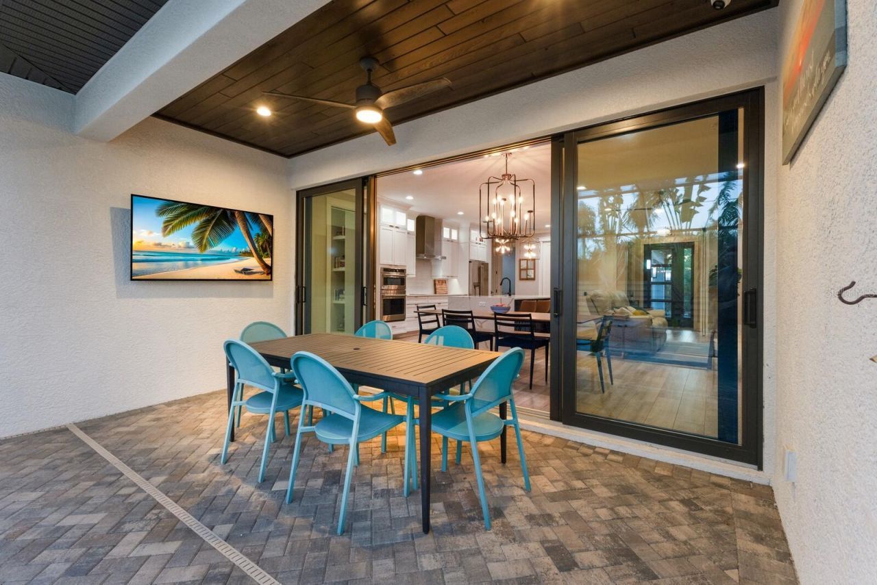 2823 Marshall Drive, Sarasota, FL 34239 Photo