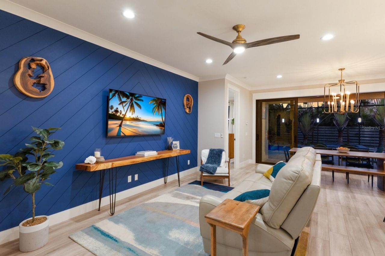 2823 Marshall Drive, Sarasota, FL 34239 Photo
