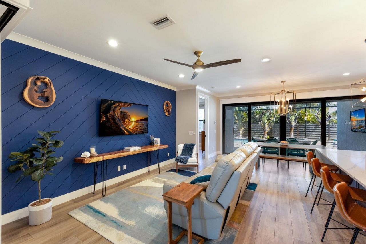 2823 Marshall Drive, Sarasota, FL 34239 Photo