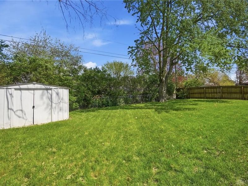 7239 Sancroft Drive, Huber Heights, OH 45424 Photo 32