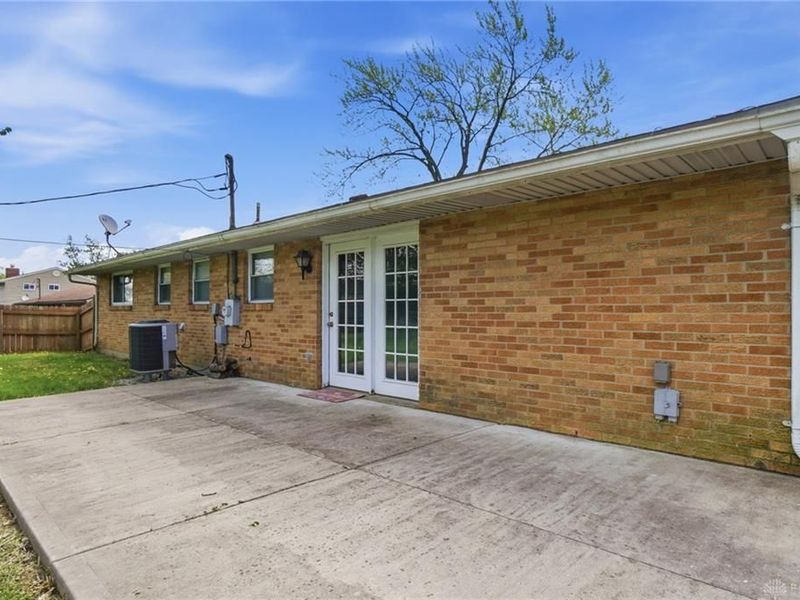 7239 Sancroft Drive, Huber Heights, OH 45424 Photo 33