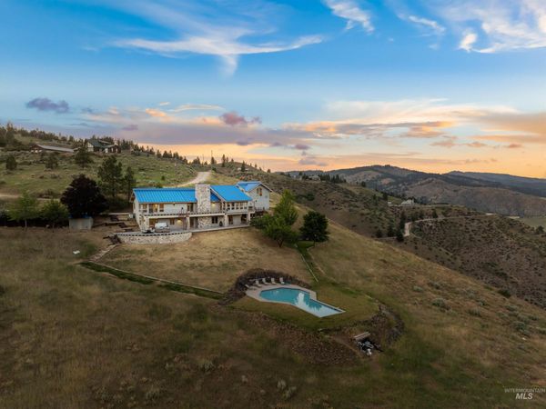 41 Whitehawk Way, Boise, ID 83716