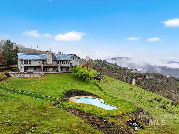 41 Whitehawk Way, Boise, ID 83716