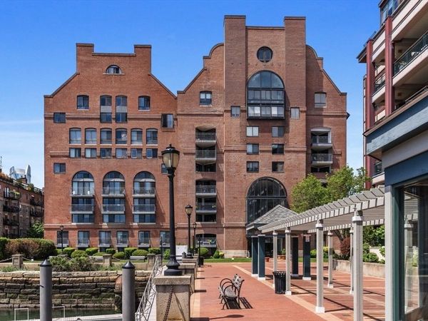 357 Commercial St, Unit 8, Boston, MA 02109
