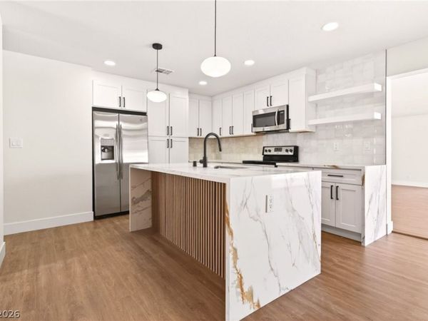 5300 Sugarfoot Avenue, Las Vegas, NV 89107