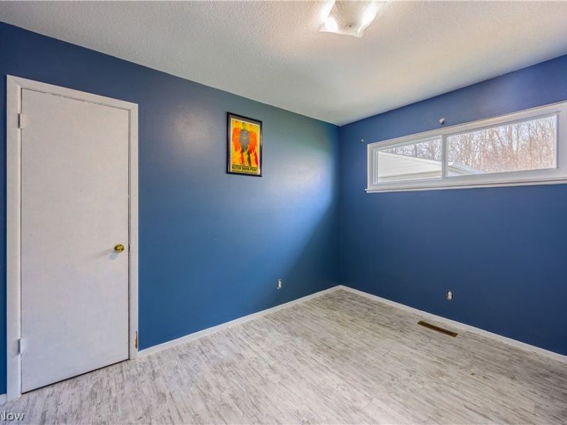 38355 Laura Drive , Eastlake, OH 44095 Photo 15