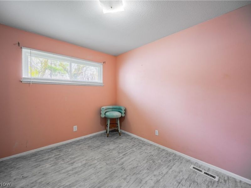 38355 Laura Drive , Eastlake, OH 44095 Photo 19