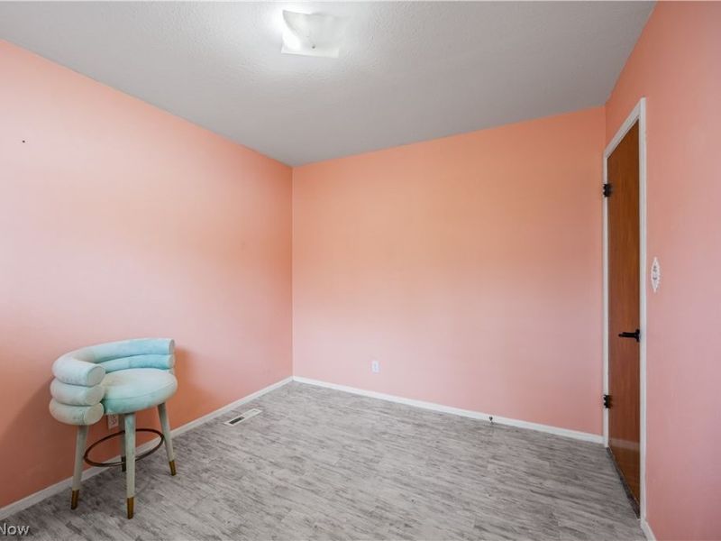 38355 Laura Drive , Eastlake, OH 44095 Photo 22