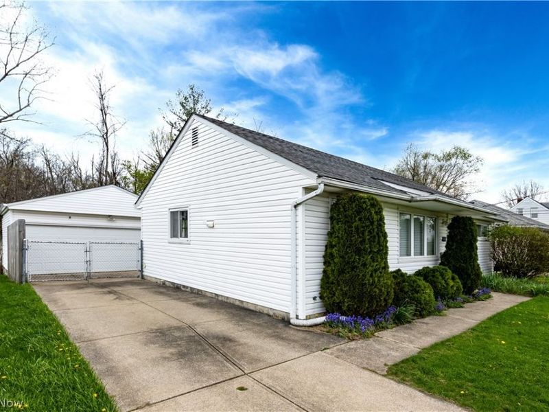 38355 Laura Drive , Eastlake, OH 44095 Photo 28