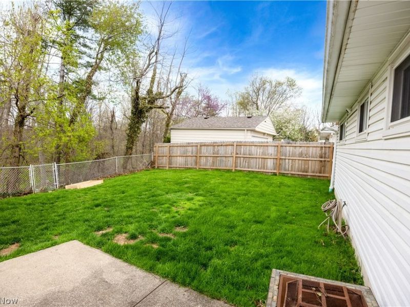 38355 Laura Drive , Eastlake, OH 44095 Photo 30