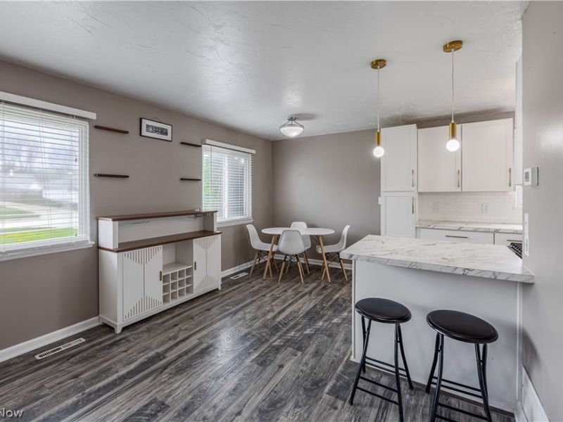 38355 Laura Drive , Eastlake, OH 44095 Photo 5