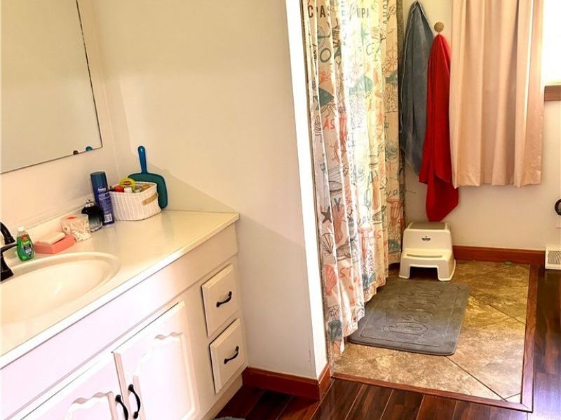 4222 Central Avenue, Austintown, OH 44515 Photo 16