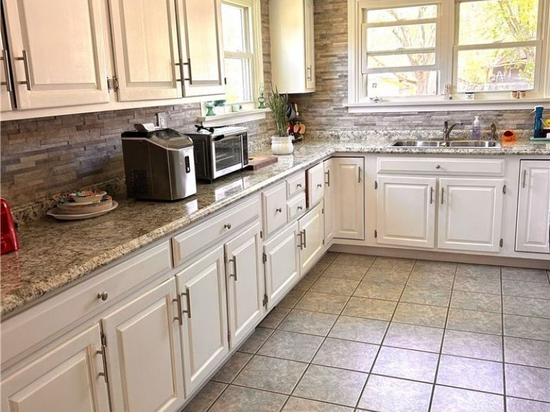 4222 Central Avenue, Austintown, OH 44515 Photo 9