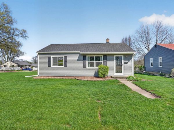 929 Oregon Street, Waterloo, IA 50702