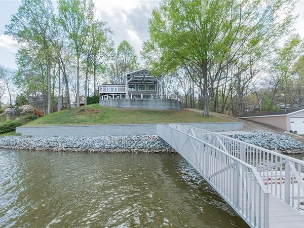 362 Hillview Drive , Lexington, NC 27292