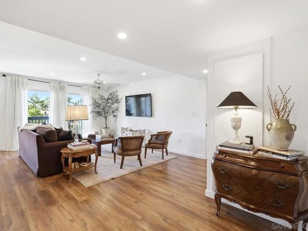 333 Orange Avenue, Unit 16, Coronado, CA 92118