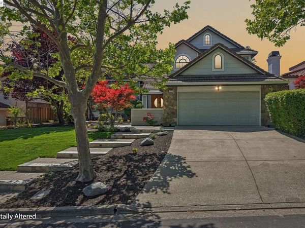 1095 Canyon Hills Rd, San Ramon, CA 94582