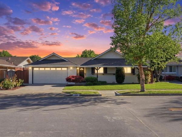 802 W Knickerbocker Drive, Sunnyvale, CA 94087