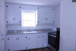 414 Graham Avenue  photo 4