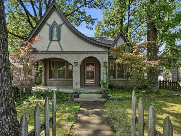 5117 Cantrell Road, Little Rock, AR 72207