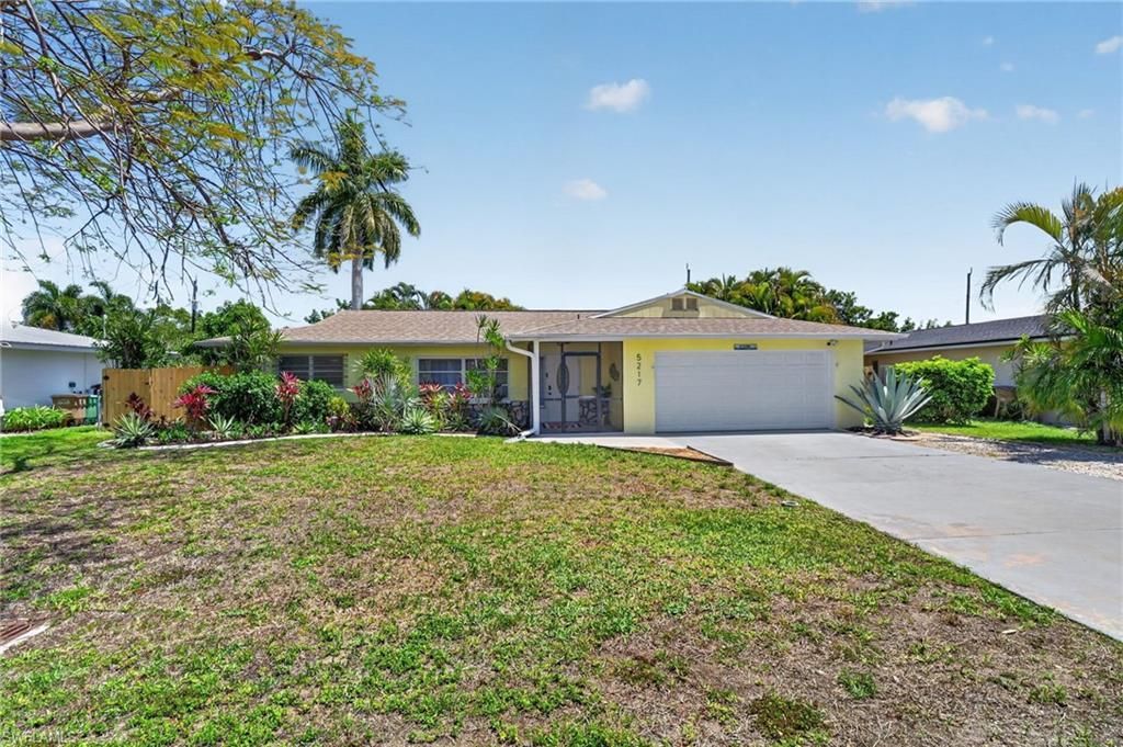 5217 Elm Ct, Cape Coral, FL 33904 Photo