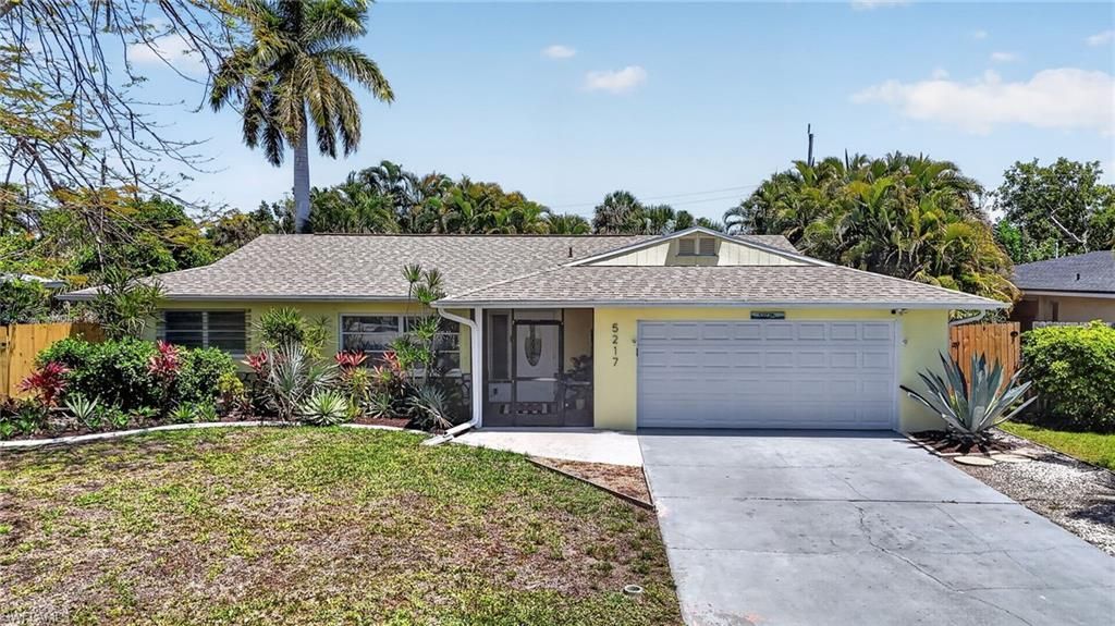 5217 Elm Ct, Cape Coral, FL 33904 Photo