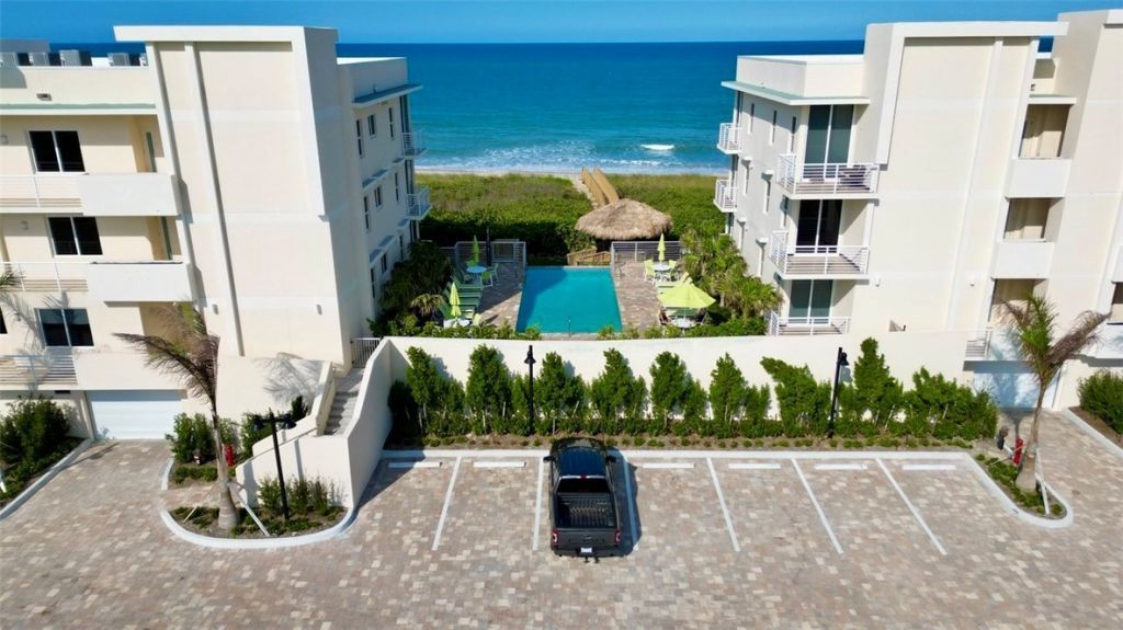 4802 N. Highway A1a, Unit 3D, North Hutchinson Island, FL 34949 Photo