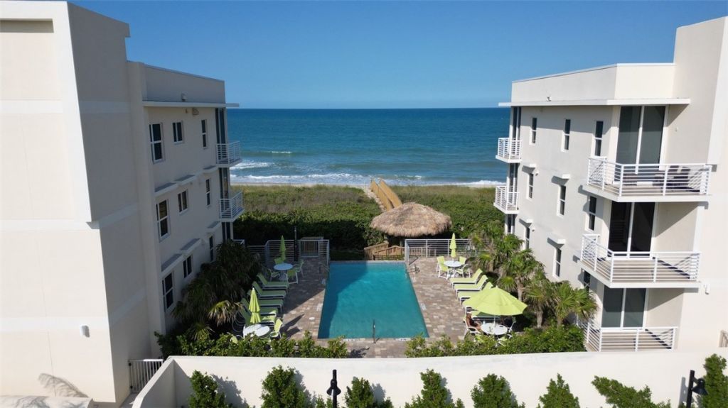4802 N. Highway A1a, Unit 3D, North Hutchinson Island, FL 34949 Photo