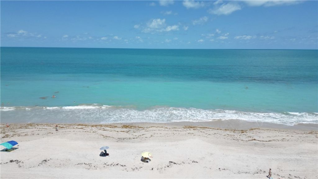 4802 N. Highway A1a, Unit 3D, North Hutchinson Island, FL 34949 Photo
