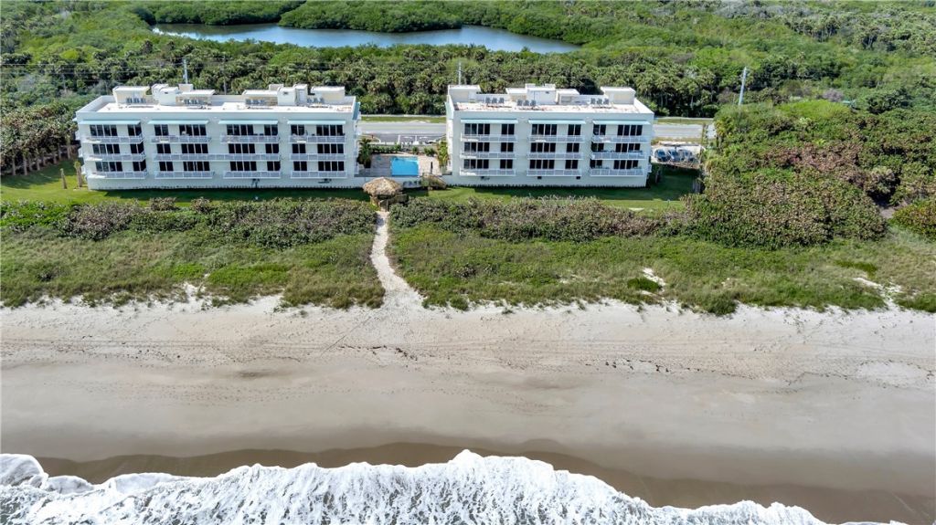 4802 N. Highway A1a, Unit 3D, North Hutchinson Island, FL 34949 Photo