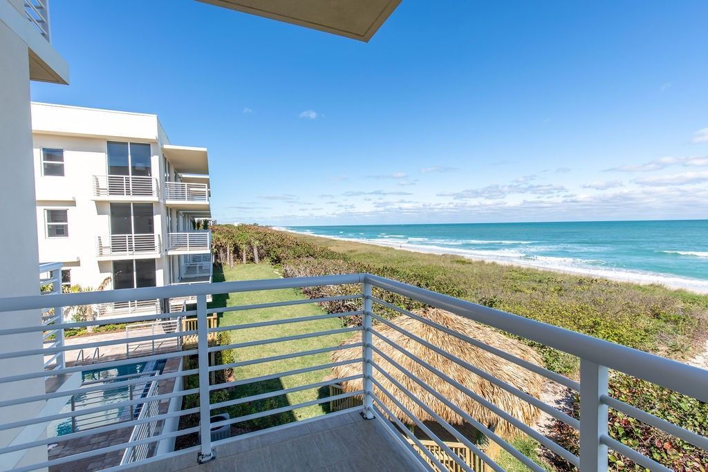 4802 N. Highway A1a, Unit 3D, North Hutchinson Island, FL 34949 Photo
