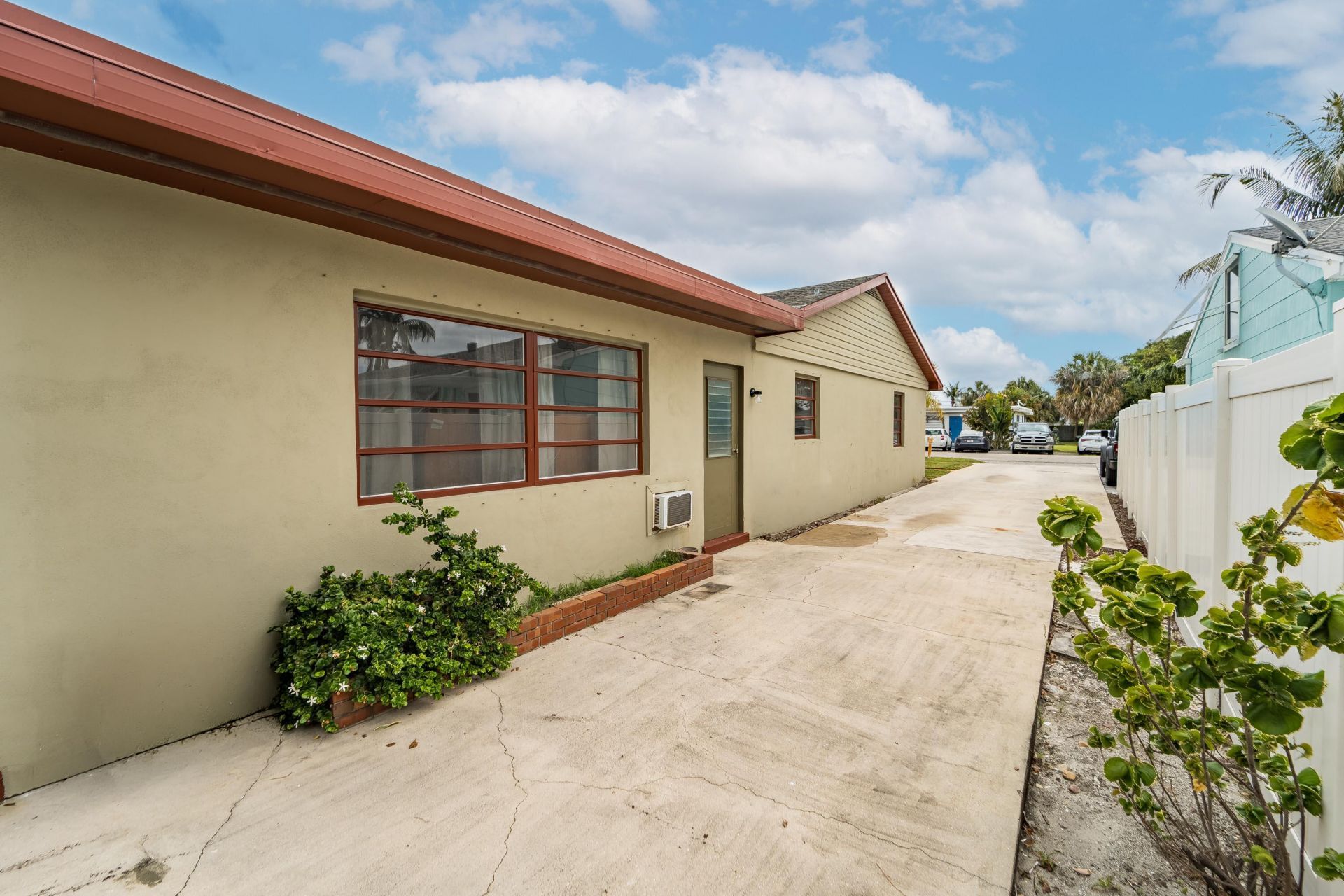 723 N 7th Street, Lantana, FL 33462 Photo