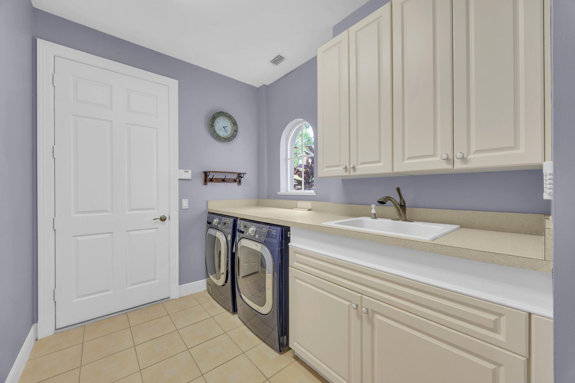 1541 SW Mockingbird Circle, Port Saint Lucie, FL 34986 Photo