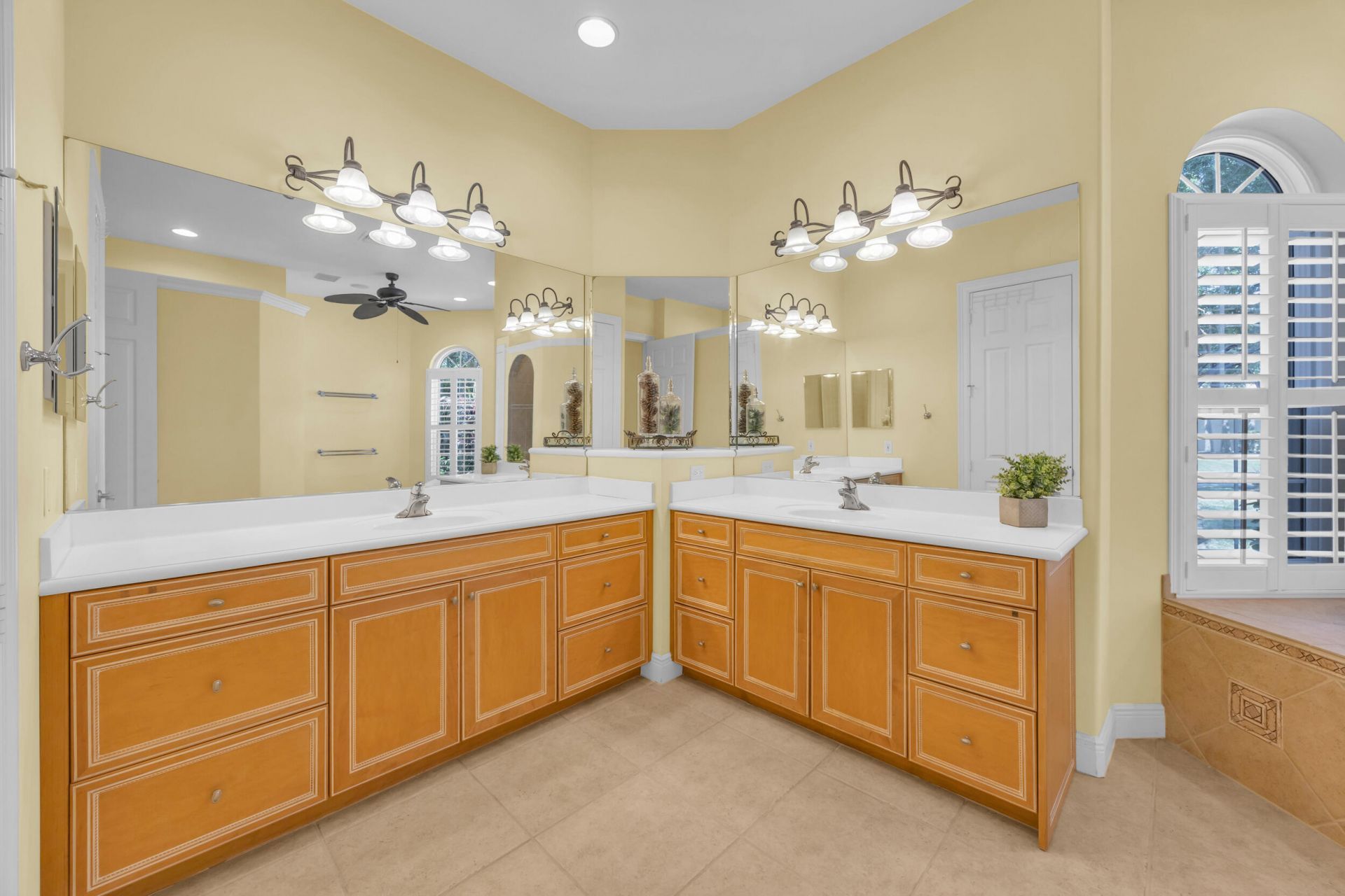 1541 SW Mockingbird Circle, Port Saint Lucie, FL 34986 Photo