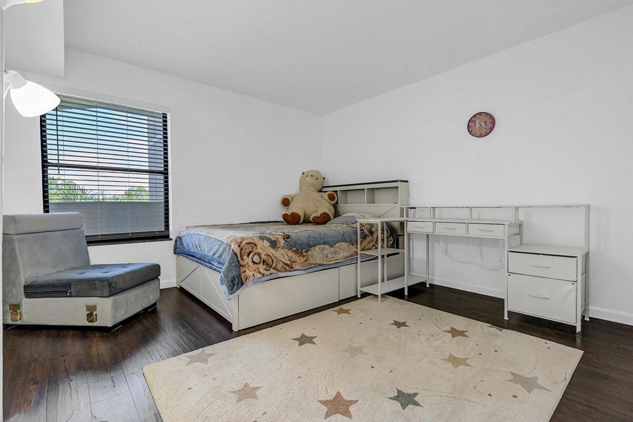 5749 Camino Del Sol, Unit 404, Boca Raton, FL 33433 Photo