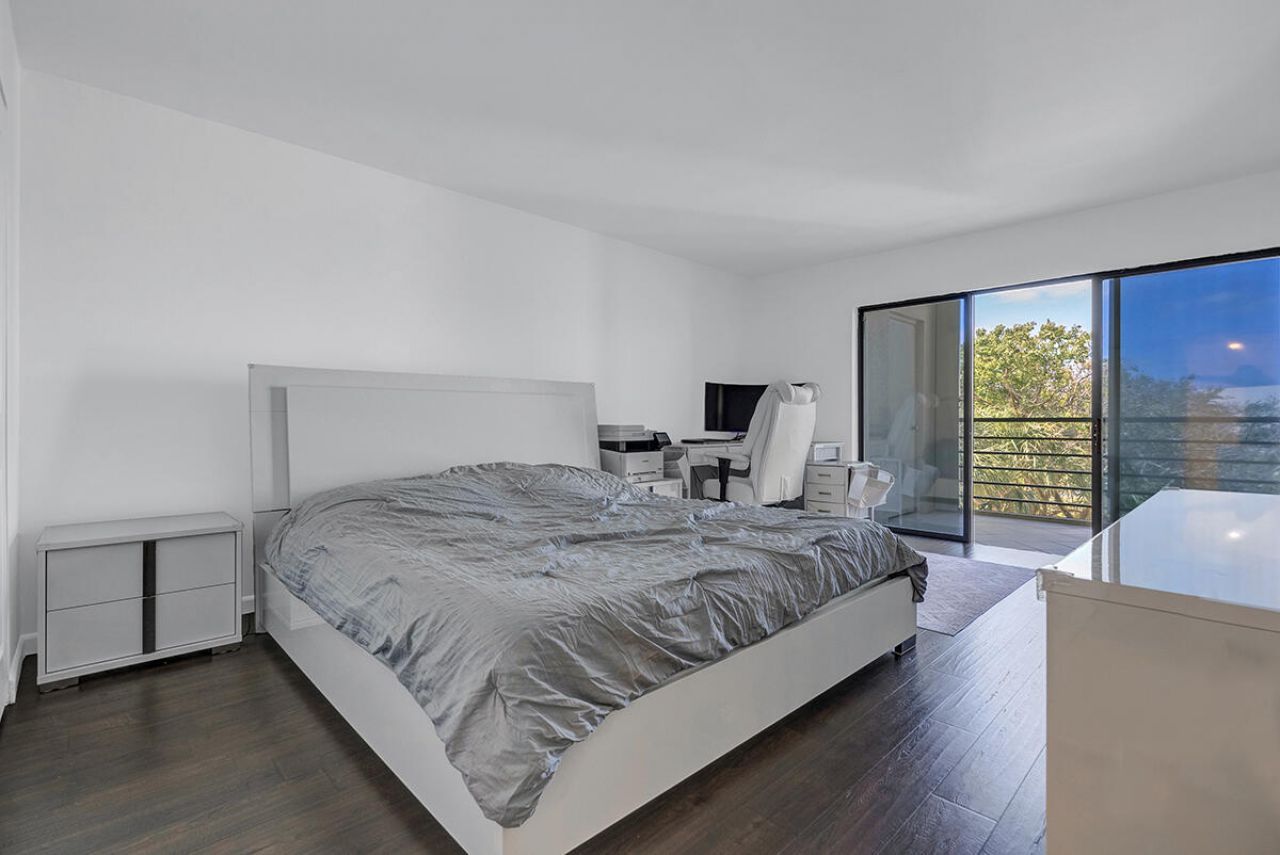 5749 Camino Del Sol, Unit 404, Boca Raton, FL 33433 Photo