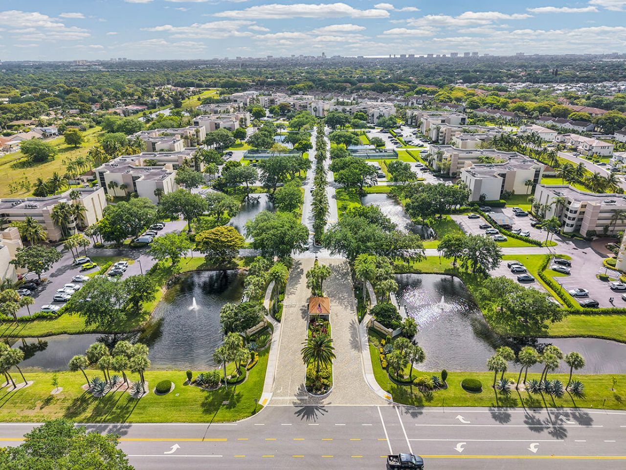 5749 Camino Del Sol, Unit 404, Boca Raton, FL 33433 Photo